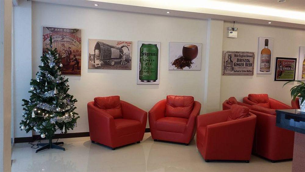 Oyo 373 Mc Ginger House Hotel Patong Kültér fotó
