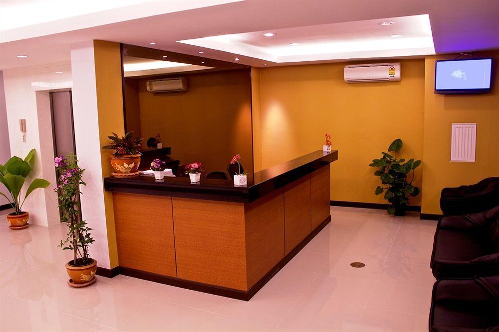 Oyo 373 Mc Ginger House Hotel Patong Kültér fotó