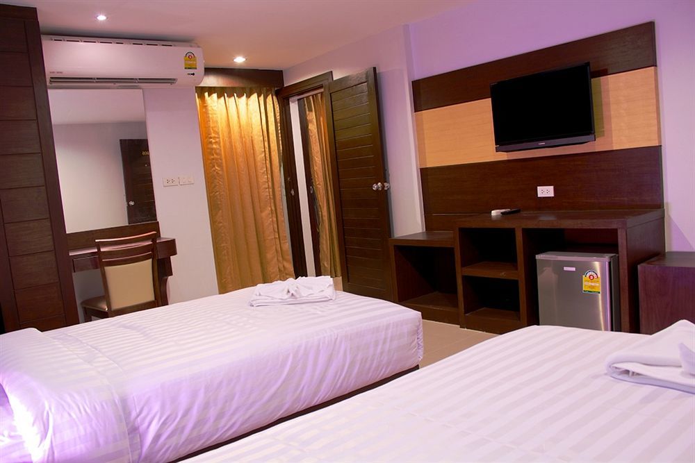 Oyo 373 Mc Ginger House Hotel Patong Kültér fotó