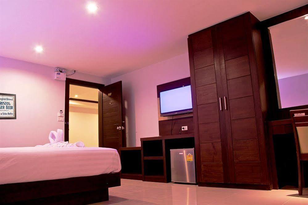 Oyo 373 Mc Ginger House Hotel Patong Kültér fotó