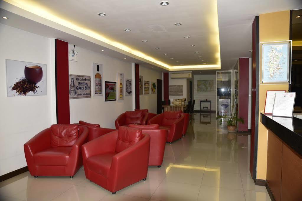 Oyo 373 Mc Ginger House Hotel Patong Kültér fotó